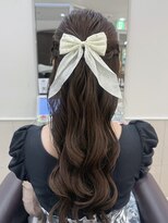 オフ(off)&nbsp;ハーフアップ|推し活|ライブ|お呼ばれ|結婚式|ヘアセット