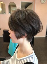 アーネ ヘア コワフュール(Arne hair coiffure) ゆるっとショート