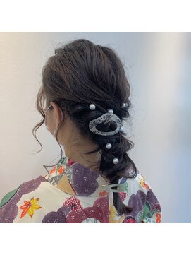 イーチ ヘアーアンドトータルビューティ(each hair&total beauty) 編みおろしセット 【青木元子】