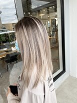 ナンバー(number+)&nbsp;20代30代ハイライトバレイヤージュブリーチ立体感透け感