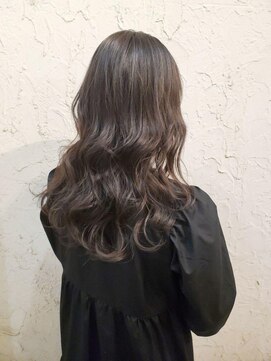 フロール(Flor) 【flor 戸塚】*フェミニティウェーブ+シルキーアッシュ*