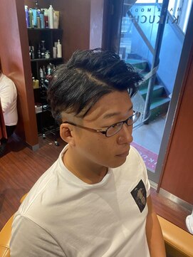 ヘアーモードキクチ 日本橋三越前店 メリハリツーブロ