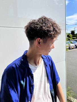 ウシワカマル ミライ(USHIWAKAMARU MIRAI) ツイストスパイラルパーマ