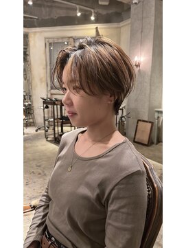 髪質改善と縮毛矯正の専門店 サンティエ(scintiller) 大人綺麗な小顔襟足スッキリショートボブ　30代40代50代