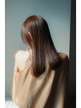 【プレミアム透明感カラーor大人気トレンドインナーカラー】あなたはどちらを選ぶ？