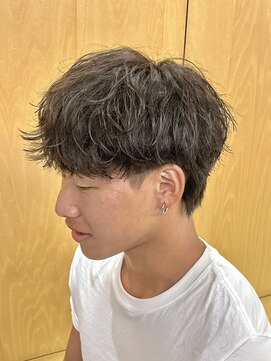 ニアウ 伊勢崎連取店(Niau) 波巻きスパイラルパーマツイストスパイラルパーマシャドウパーマ