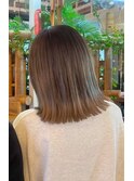ぱっつんボブ×ミルクティーベージュ