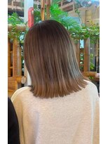 シークレットミラーズ(SECRET MIRRORS)&nbsp;ぱっつんボブ×ミルクティーベージュ