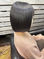 アール(R)&nbsp;ぷつっとボブ