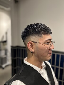 ツーエイチ 新宿(2H) スキンフェード/クロップ