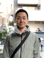 イナフ(ENUFF)&nbsp;トップにボリュームを出す。自然に印象が整う大人ショート