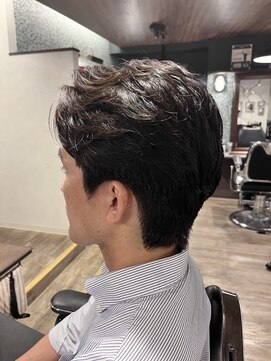 ワンワンオー バーバーショップ 長浜店(@110 BARBER SHOP) 【ニュアンス×ダウンパーマで作る大人スタイル】