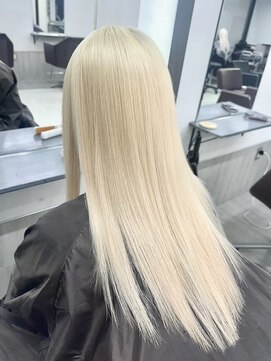 ラピス 福岡天神店(Lapis) ブロンド/ブリーチ/ダブルカラー/髪質改善/レイヤーカット