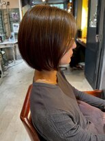 アンティカザサロン(antiqua THE SALON) ショートボブ 艶髪 髪質改善 顔周りカット 透明感カラー 20代