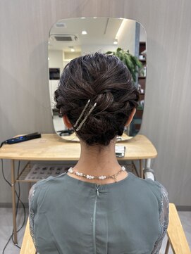 クレーデ 姪浜店(Crede) ジュエルツイストシニヨン