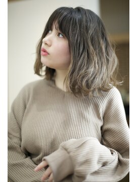 ニューラインギンザ(New-Line 銀座) オリーブベージュ大人ミディアム