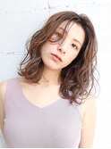 脱力感ウェーブ×マットベージュ