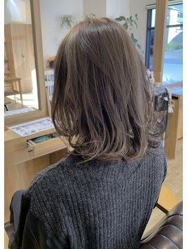 ソッリーソ ヘア(sorriso hair) 【sorriso hair桜山】大人可愛い☆外ハネワンカール抜け感ボブ