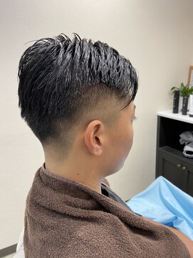 メンズヘアーサロンオーザ フェードカット