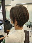 ショートボブ
