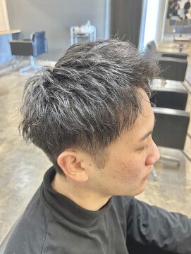 ニアウ 伊勢崎連取店(Niau) メンズマッシュパーマツイストスパイラルパーマ波巻きパーマ