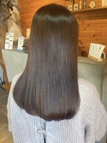 ビスクヘアデザイン(bisq hair design)&nbsp;ブリーチなし　髪質改善カラー　艶髪　韓国風　ベージュ　透明感