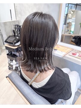 シーソー(SEA SAW) 外ハネ×ダークグレージュ