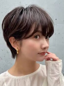 ボリューム(VOLUME)の写真/【女性もお任せ♪】ショートスタイルならココ！あなたの魅力を最大限に引き出すヘアスタイルをご提案☆