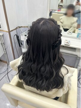 アリエス 新宿駅前東口店(Aries) ねじりハーフツイン