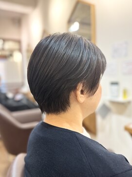 フリージア(freesia) ショート/簡単スタイリングヘア/ヘッドスパ/30代40代50代