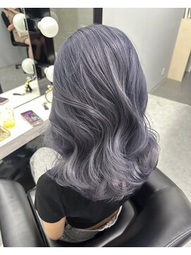 ブロンド(Blonde) ブルージュ