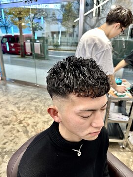 アンサー 千葉中央(UNSER prod by THE DAY) スキンフェードクロップパーマ