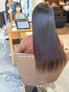 フツーロ 栄(FUTURO) プルエクステ　エクステ　ブラウンカラー