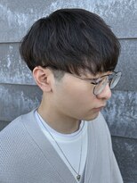 ヒュイル バイ ニアウ(Hwyl by Niau) メンズマッシュセンターパートスパイラルパーマニュアンスパーマ