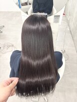 ドアホワイト(door white)&nbsp;艶髪を作れる髪質改善カラー