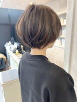 キャアリー(Caary)&nbsp;福山市Caaryショートパーマスタイルふんわりエアリー20代30代