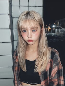 シェリ(che'rie) ブロンド×ブリーチ×切りっぱなしボブ