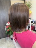顔周りレイヤーボブ