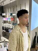 ミリ(milli Produce by ITAKURA) オールバックのハードパーマ