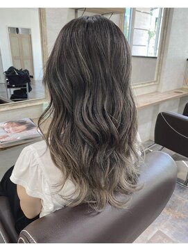 リズム(lysm) バレイヤージュ　デザインカラー