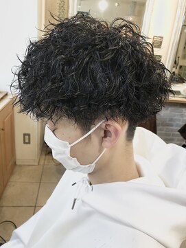 キャンバス バイ ネオリーブ 横浜西口(Canvas by neo.) 横浜★今季大人気ツイスト強めツイストスパイラルパーマ