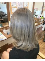 サンズ(SUNZ) スモーキーベージュ/ロブ