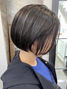 ユノ(juno) 【中目黒】ナチュラル白髪ぼかしハイライトのショートボブ☆