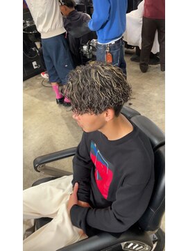 ボルド(MEN'S HAIR SALON BORDO) メッシュ×パーマ