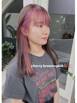 ウィットサークル(wit circle) チェリーブラウン×ピンクのインナーデザインカラー