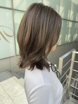 ティエラ 原宿 表参道(Tierra)&nbsp;〈Tierra毛利仁美〉オリーブベージュ外ハネミディアム