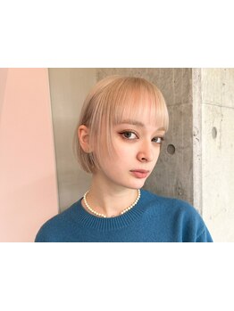 ダメージレスに艶めく！毛先まで綺麗な洗練されたハイトーンショートはSOL.で実現[表参道駅/原宿駅]