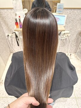 ゼストソエル(ZEST soell) 立川/艶髪グレージュ/デザインカラー/酸性ストレート/ロングヘア