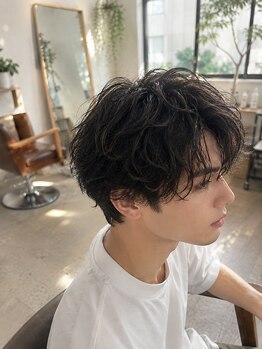 シュテルンジュウジョウ(sternjujo)の写真/頭皮のお悩み解決と最適なスタイル提案を!メンズも大歓迎のサロンで毎朝のスタイリングを時短に♪