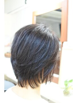 美容室アモア ロングからバッサリ切ったよ、まあ素敵